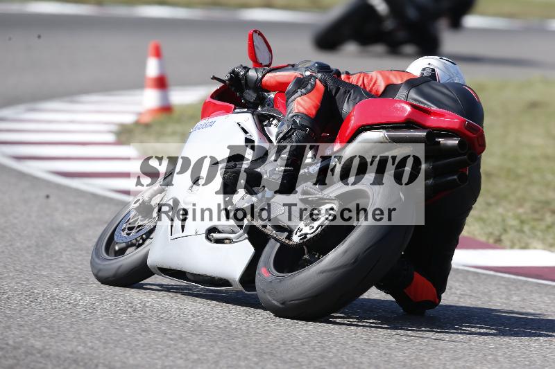 Archiv-2025/49 26.08.2025 Cornu Master School ADR/rot-rouge/40